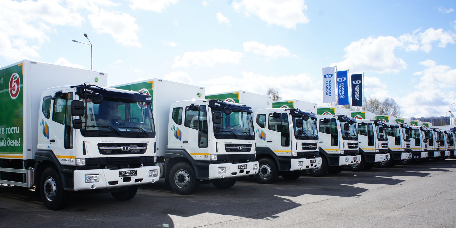 Парк X5 Logistics пополнился 12 грузовиками Daewoo Novus