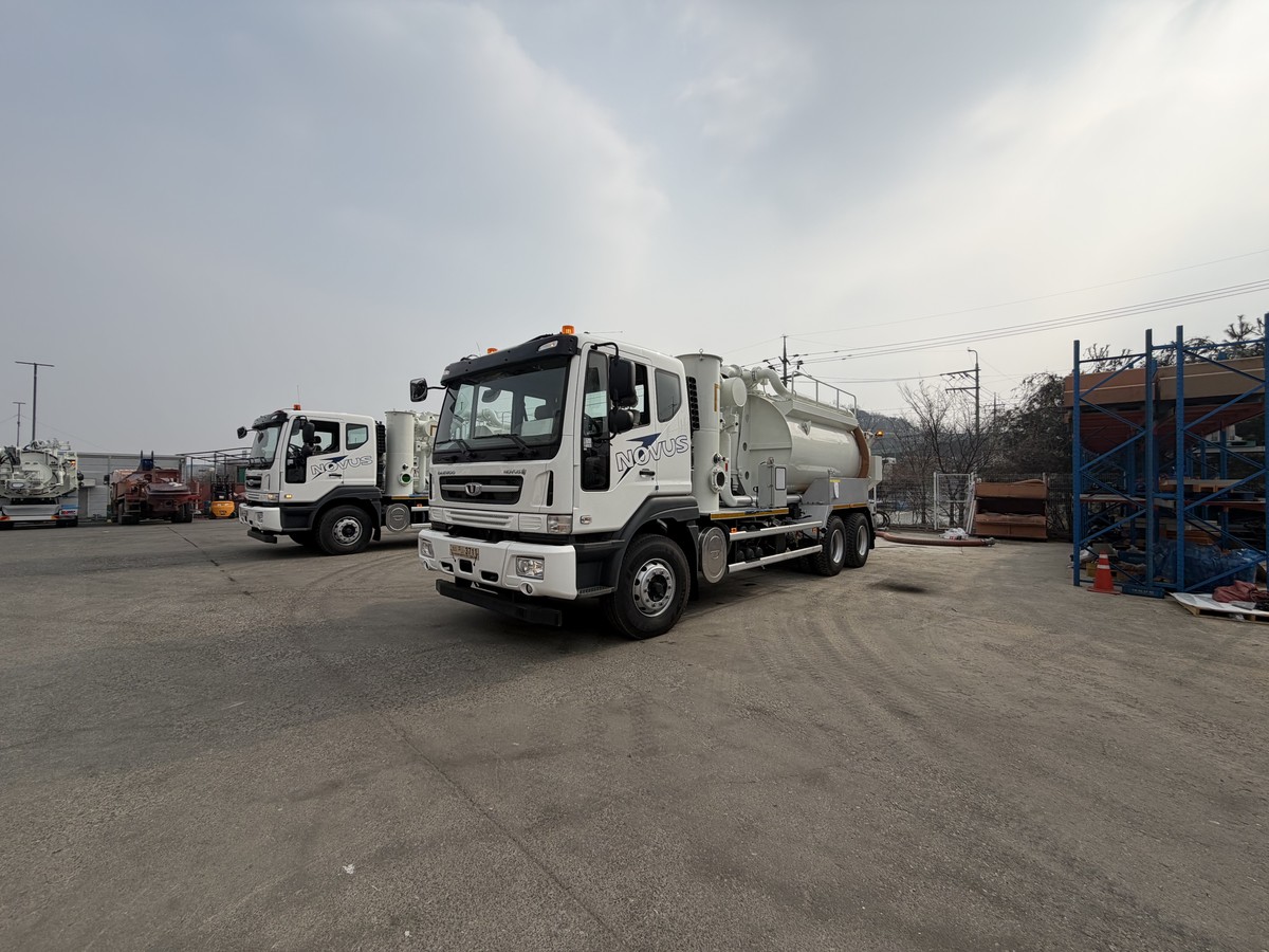 Илососная машина Daewoo Novus 6x4, 10 м³