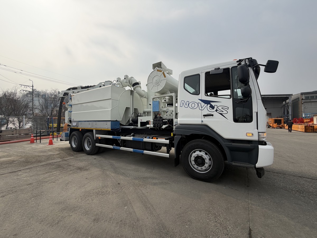 Комбинированная каналопромывочная машина Daewoo Novus 6x4